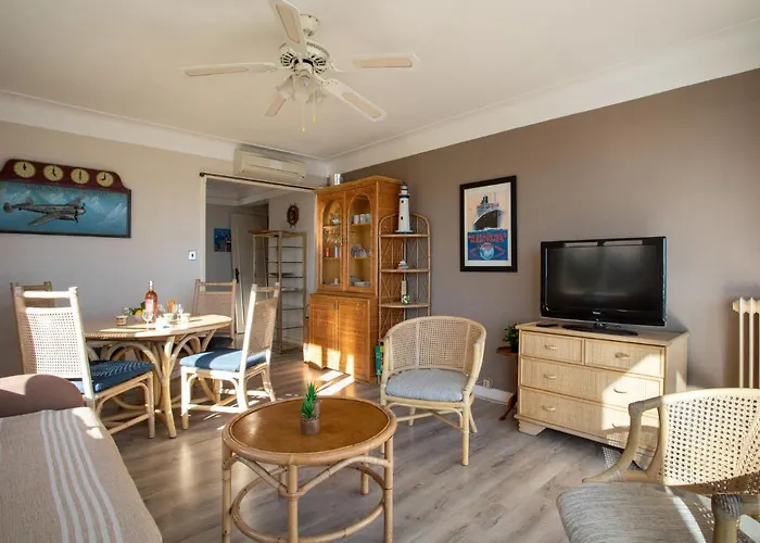 Apartment Le Cormoran By Interhome